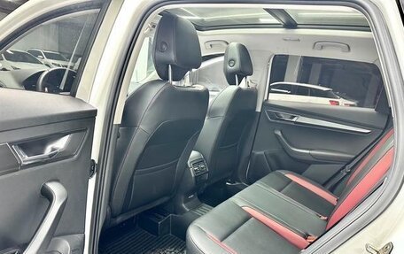 Skoda Karoq I, 2022 год, 2 038 000 рублей, 8 фотография