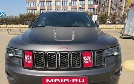 Jeep Grand Cherokee, 2017 год, 2 435 000 рублей, 1 фотография