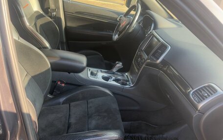 Jeep Grand Cherokee, 2017 год, 2 435 000 рублей, 10 фотография