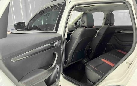 Skoda Karoq I, 2023 год, 2 199 000 рублей, 8 фотография