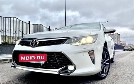 Toyota Camry, 2017 год, 2 350 000 рублей, 4 фотография