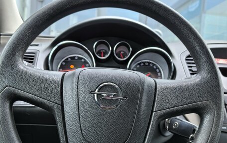 Opel Insignia II рестайлинг, 2013 год, 935 000 рублей, 18 фотография