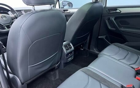 Volkswagen Tiguan II, 2021 год, 2 174 000 рублей, 12 фотография
