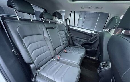 Volkswagen Tiguan II, 2021 год, 2 174 000 рублей, 15 фотография