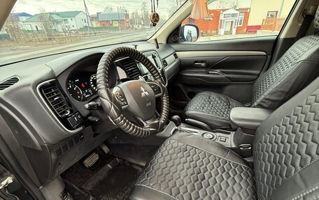 Mitsubishi Outlander III рестайлинг 3, 2012 год, 1 280 000 рублей, 4 фотография