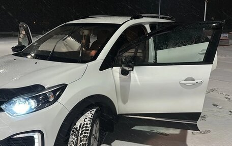 Renault Kaptur I рестайлинг, 2019 год, 1 080 000 рублей, 6 фотография