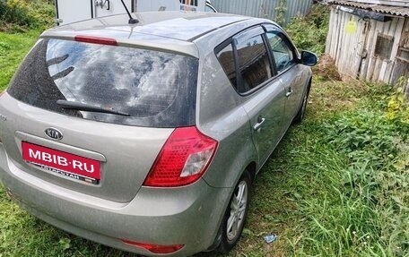 KIA cee'd I рестайлинг, 2012 год, 650 000 рублей, 3 фотография