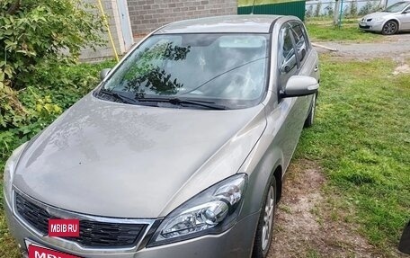 KIA cee'd I рестайлинг, 2012 год, 650 000 рублей, 2 фотография