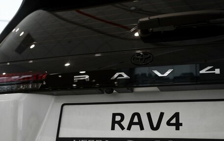 Toyota RAV4, 2025 год, 4 985 000 рублей, 8 фотография