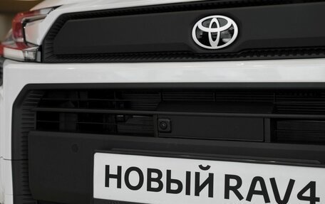 Toyota RAV4, 2025 год, 4 985 000 рублей, 16 фотография