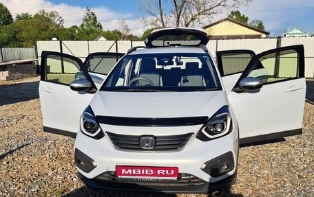 Honda Fit, 2020 год, 1 500 000 рублей, 1 фотография