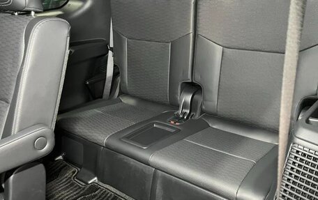 Toyota Land Cruiser Prado, 2024 год, 7 101 000 рублей, 13 фотография