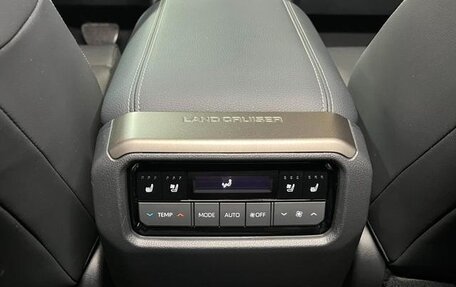 Toyota Land Cruiser Prado, 2024 год, 7 101 000 рублей, 15 фотография