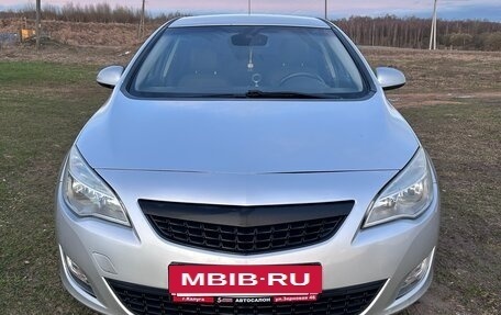 Opel Astra J, 2013 год, 950 000 рублей, 5 фотография