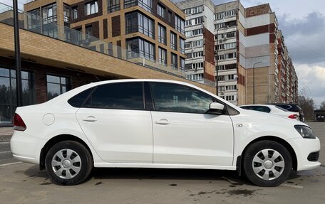Volkswagen Polo VI (EU Market), 2012 год, 800 000 рублей, 6 фотография