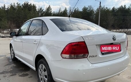 Volkswagen Polo VI (EU Market), 2012 год, 800 000 рублей, 4 фотография
