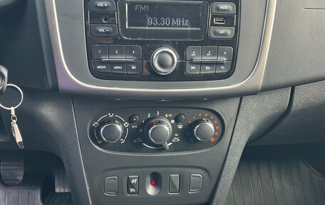 Renault Sandero II рестайлинг, 2018 год, 1 100 000 рублей, 8 фотография