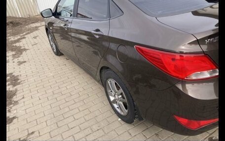 Hyundai Solaris II рестайлинг, 2015 год, 780 000 рублей, 7 фотография