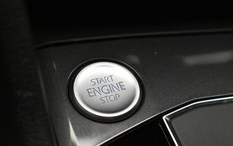 Volkswagen Tiguan II, 2018 год, 2 459 000 рублей, 22 фотография