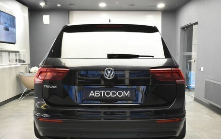 Volkswagen Tiguan II, 2018 год, 2 459 000 рублей, 31 фотография