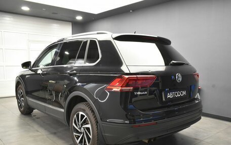 Volkswagen Tiguan II, 2018 год, 2 459 000 рублей, 32 фотография