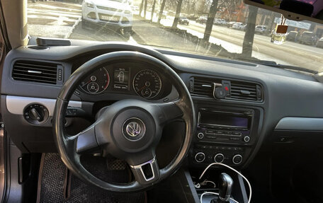 Volkswagen Jetta VI, 2012 год, 950 000 рублей, 5 фотография