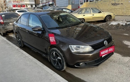 Volkswagen Jetta VI, 2012 год, 950 000 рублей, 2 фотография