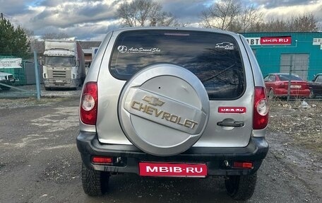 Chevrolet Niva I рестайлинг, 2003 год, 200 000 рублей, 1 фотография