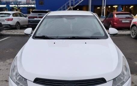 Chevrolet Cruze II, 2013 год, 700 000 рублей, 2 фотография