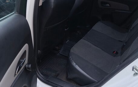 Chevrolet Cruze II, 2013 год, 700 000 рублей, 11 фотография