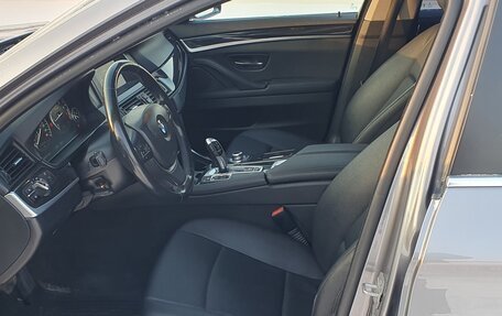 BMW 5 серия, 2014 год, 2 400 000 рублей, 9 фотография