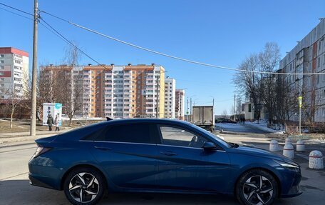 Hyundai Elantra, 2020 год, 1 900 000 рублей, 4 фотография
