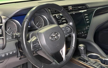 Toyota Camry, 2020 год, 2 900 000 рублей, 8 фотография