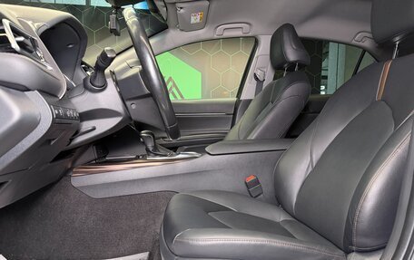 Toyota Camry, 2020 год, 2 900 000 рублей, 7 фотография