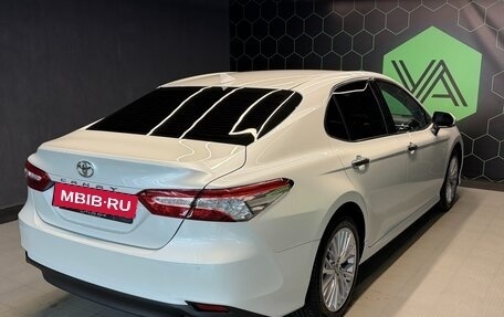 Toyota Camry, 2020 год, 2 900 000 рублей, 5 фотография