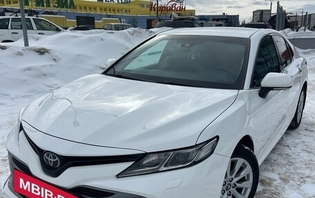 Toyota Camry, 2018 год, 2 750 000 рублей, 7 фотография