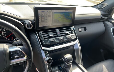 Toyota Land Cruiser, 2022 год, 8 950 000 рублей, 13 фотография