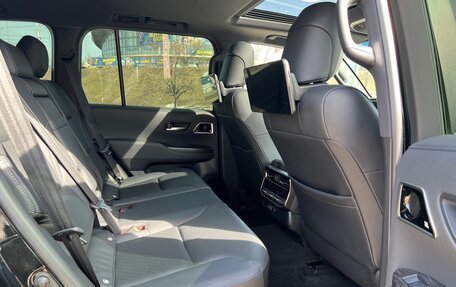 Toyota Land Cruiser, 2022 год, 8 950 000 рублей, 22 фотография