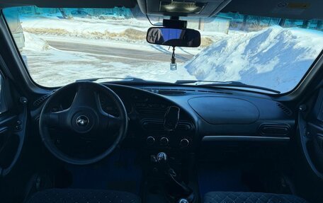 Chevrolet Niva I рестайлинг, 2012 год, 550 000 рублей, 22 фотография