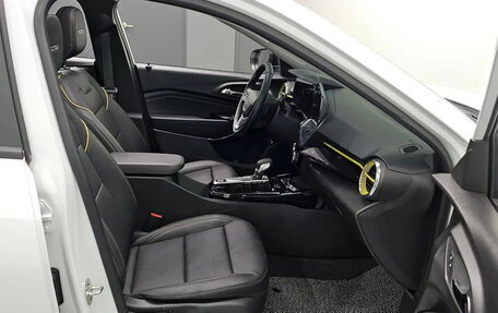 Chevrolet Trax, 2023 год, 1 578 000 рублей, 6 фотография