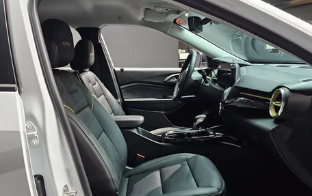 Chevrolet Trax, 2023 год, 1 631 000 рублей, 6 фотография