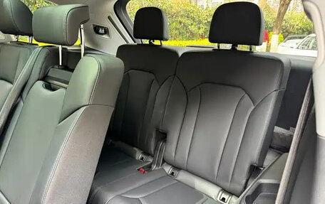 Audi Q7, 2023 год, 6 300 000 рублей, 8 фотография