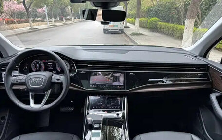 Audi Q7, 2023 год, 6 300 000 рублей, 14 фотография