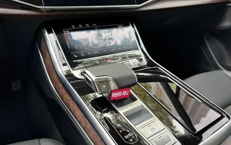 Audi Q7, 2023 год, 6 300 000 рублей, 10 фотография