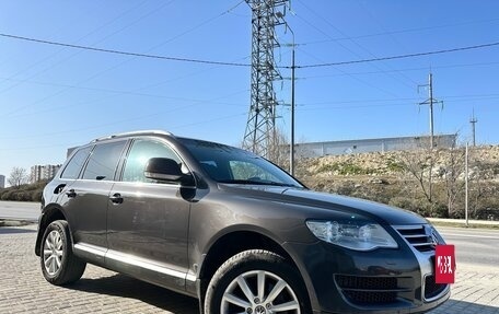 Volkswagen Touareg III, 2008 год, 1 400 000 рублей, 2 фотография