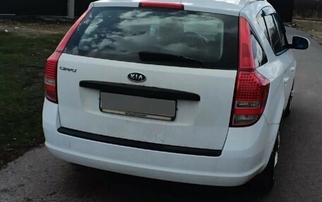 KIA cee'd I рестайлинг, 2010 год, 680 000 рублей, 3 фотография