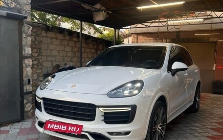 Porsche Cayenne III, 2015 год, 4 000 000 рублей, 2 фотография