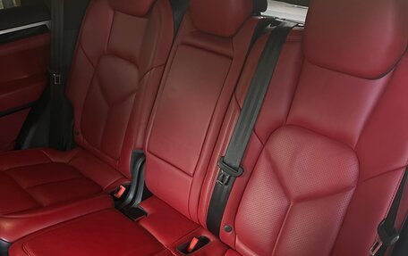 Porsche Cayenne III, 2015 год, 4 000 000 рублей, 16 фотография