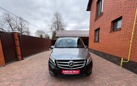 Mercedes-Benz V-Класс, 2017 год, 5 650 000 рублей, 14 фотография