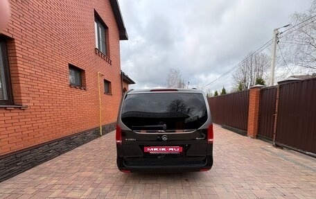 Mercedes-Benz V-Класс, 2017 год, 5 650 000 рублей, 15 фотография